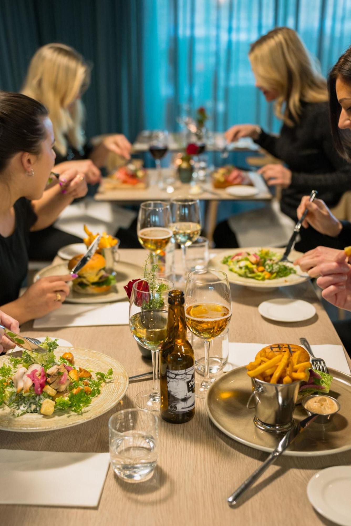 Quality Hotel Winn Haninge Kültér fotó