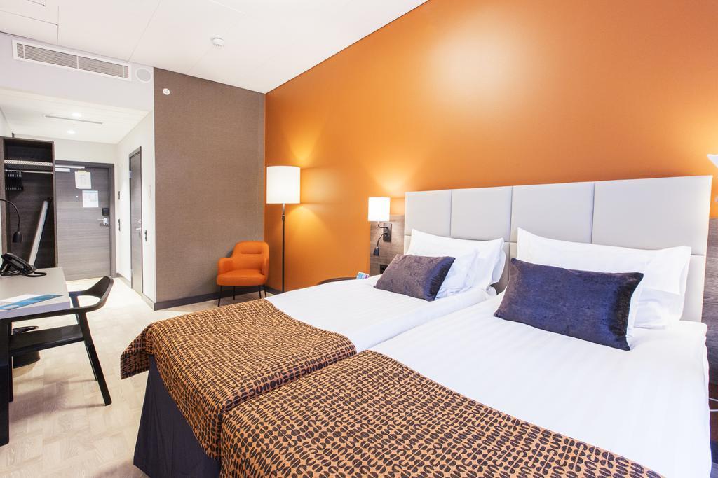 Quality Hotel Winn Haninge Kültér fotó